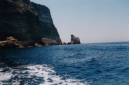 Costa nord, Scoglio La Vela.